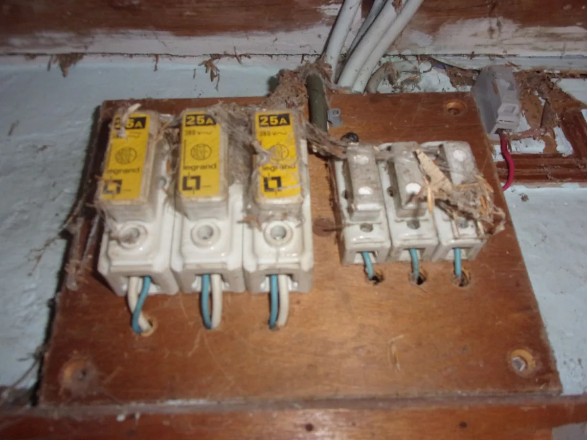 Diagnostic électrique obligatoire à Issy-les-Moulineaux